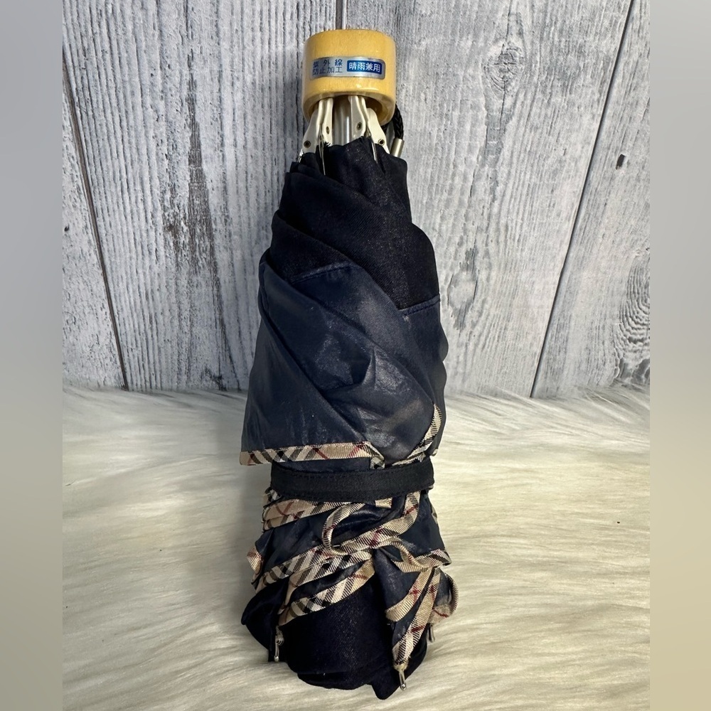 BURBERRY classic umbrella